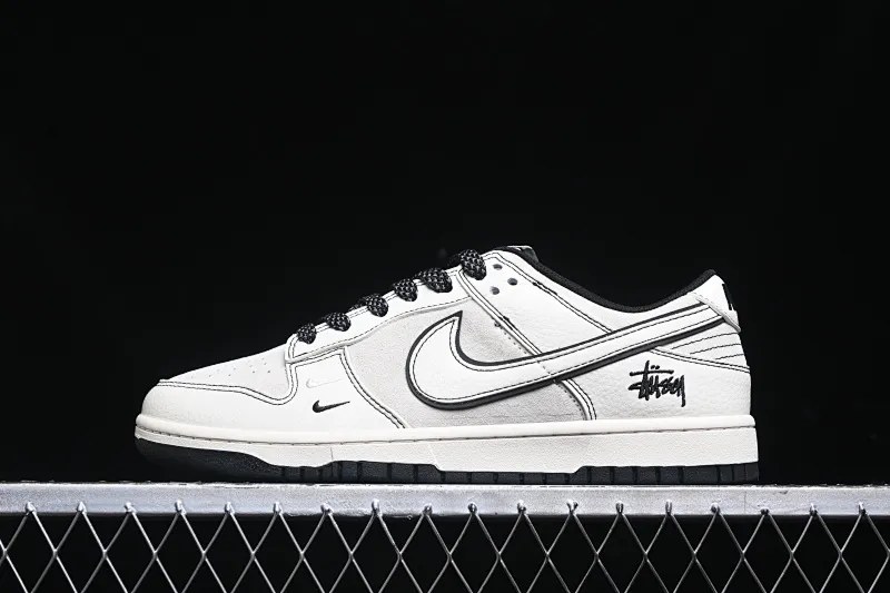 All categories Nk SB Dunk Series Nk SB Dunk Low High-end customized low-top sneakers Nk SB Dunk Low Stusi co-branded - beige and black lines High-end customized low-top casual sneakers BB7518-008